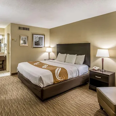 Quality Inn University Lansing-3