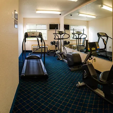 Microtel Inn & Suites Tomah-3