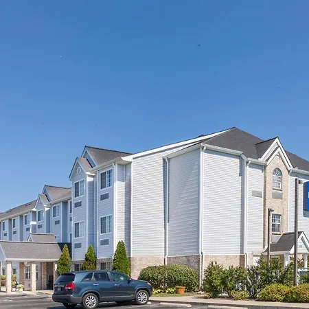 Microtel Inn & Suites By Wyndham Nashville-3