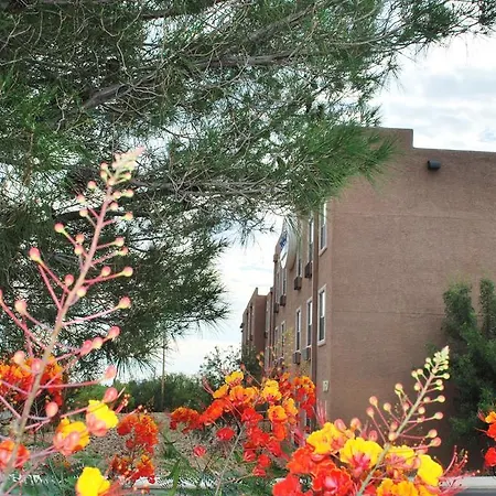 Sierra Vista Extended Stay Hotel-3
