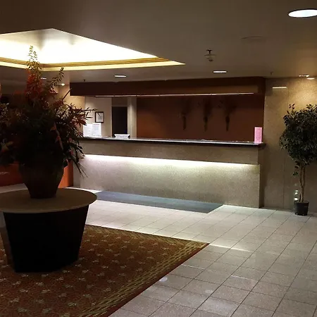 Rodeway Inn Akron-2