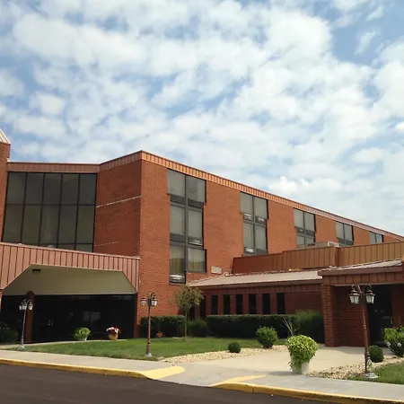 Ramada By Wyndham Wentzville-2