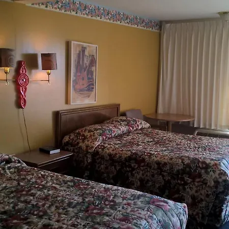 Dogwood Motel-2