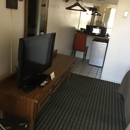 Sunrise Motel-2