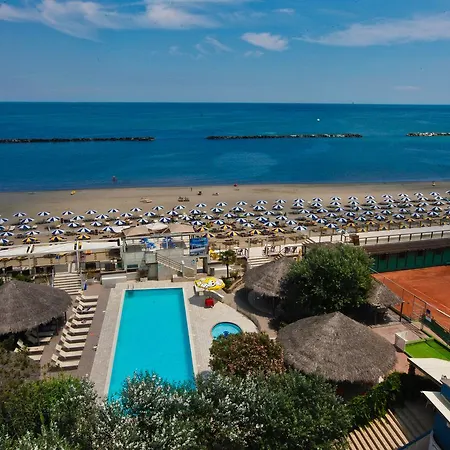 Grand Hotel Azzurra Club-3
