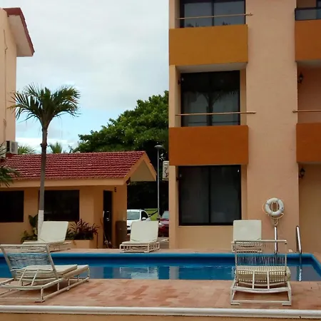 Grand Royal Lagoon-3