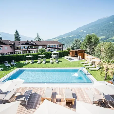 Hotel Kranebitt B&B-3