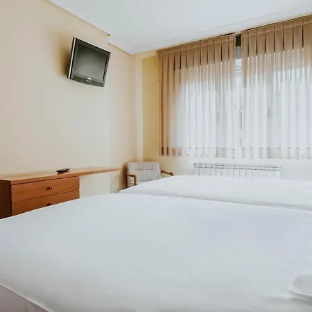 Hotel Isasa-3
