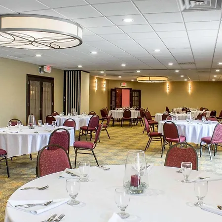 Lifestyle Inn Cedar Falls-2