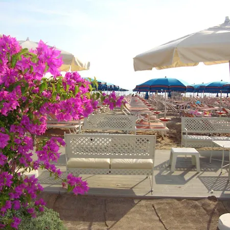 Hotel Garden-3