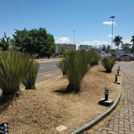 Hotel Ibis Lins-3