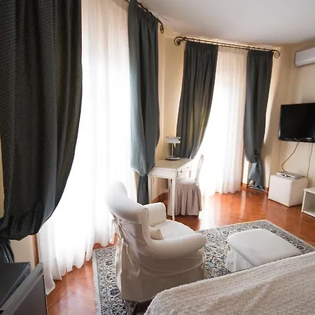 Agapantus Bed & Breakfast-2
