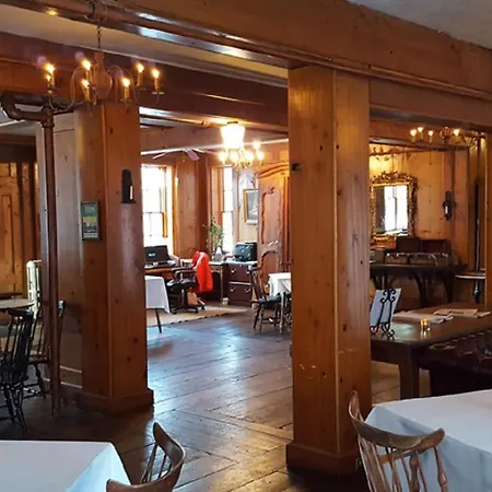 The Outing Lodge-3