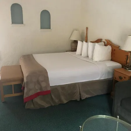 Channel Islands Inn-2