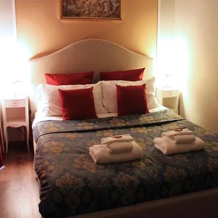 Raphael Rooms-2