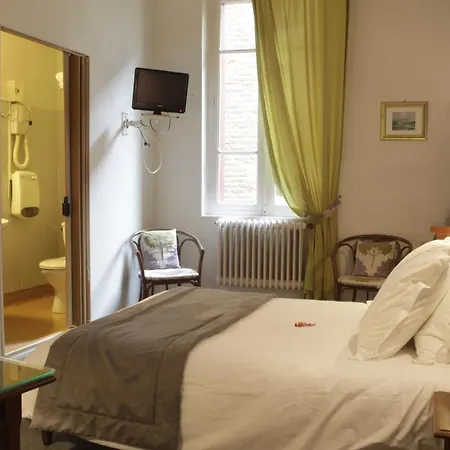 Logis Hotel Saint Clair-2