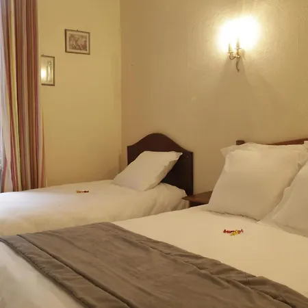 Logis Hotel Saint Clair-3