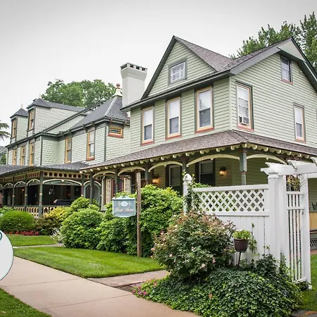 Vandiver Inn-2
