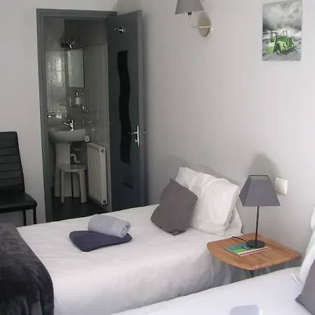Hotel Akena Hf-2