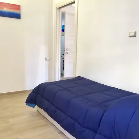 Il Viaggiatore Via Rimini Serapo-3