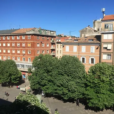 Roma Rooms-3