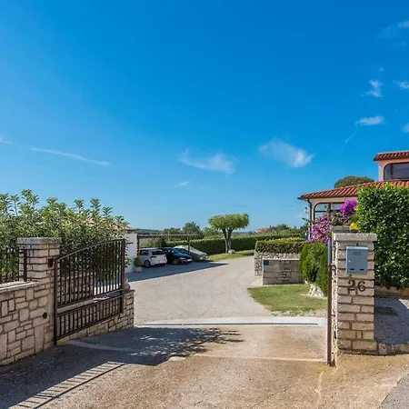 Cottage Nilda I-2