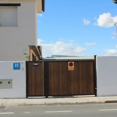 HOSTAL Almagro - Parking-2
