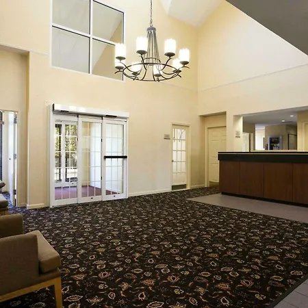 Hawthorn Suites By Wyndham Philadelphia Airport-2