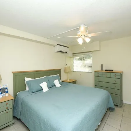 Minorga On The Key By Beachside Management-2