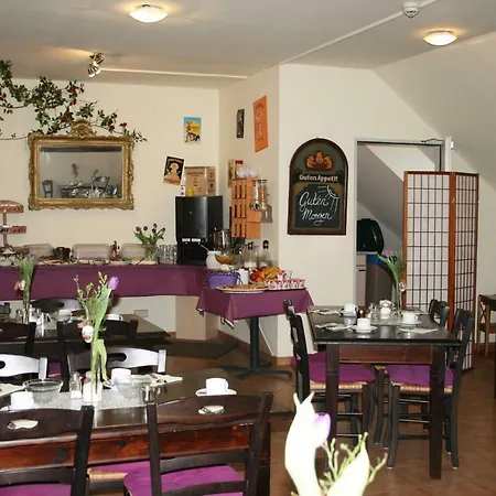 Hotel am Waldschlösschen - Das Original-3