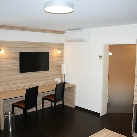 Star Inn Hotel Regensburg Zentrum, By Comfort-2