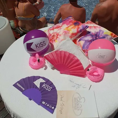 Sisu Boutique Hotel (Adults Only)-3