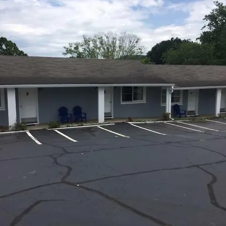 Hilltop Inn-3