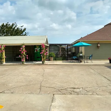 Southern Comfort Suites-2