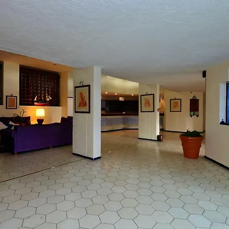 Umh Tarik Hotel-3