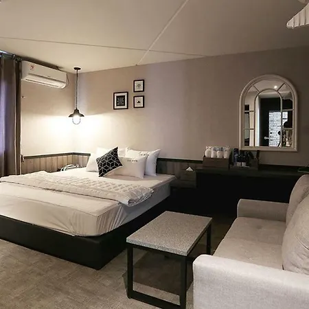 Gupo Idea Hotel-3