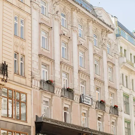 Boutique Hotel Nossek-3