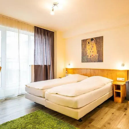 Schroeders City-Style-Hotel-3