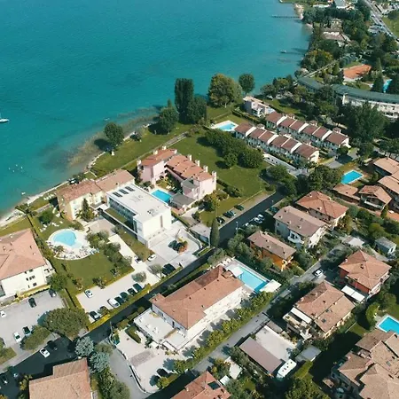 Residence Poggio Al Lago-2