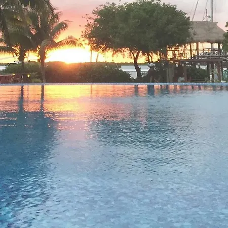 Marina Paraiso Isla Mujeres Hotel-2