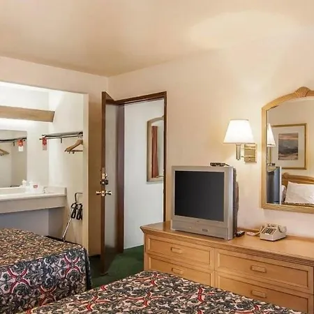 Ashland Valley Inn-3