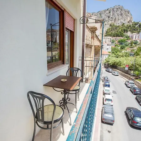 Mia Guesthouse-2
