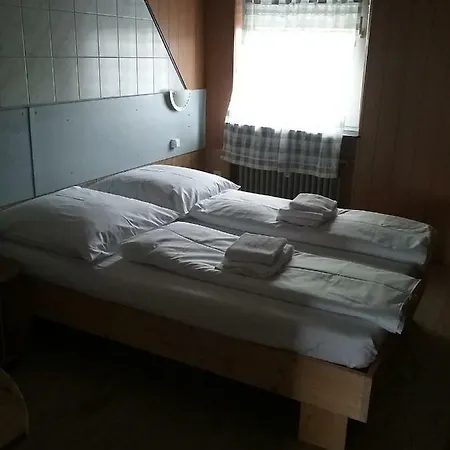 See Lord Hotel-3