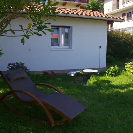 Chambres d'hôtes HOR DAGO près de la gare avec 2 vélos-2