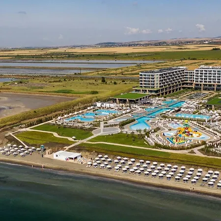 Wave Resort-2