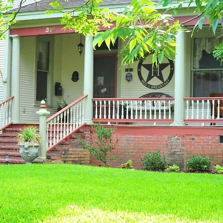 Hardeman House Bed And Breakfast-2