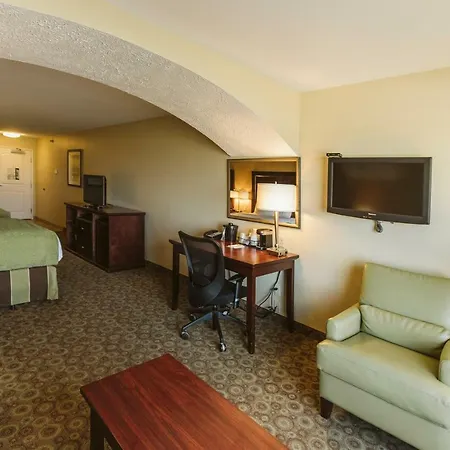Expressway Suites Minot-2