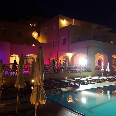Il Villaggio Di Giuele-3