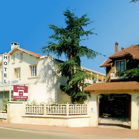 Hotel Le Lyon Bron-2
