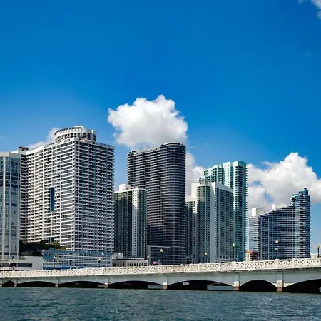 Mare Azur Design District Luxury Apartments-2